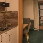 Alpenjuwel Aparthotel 3*