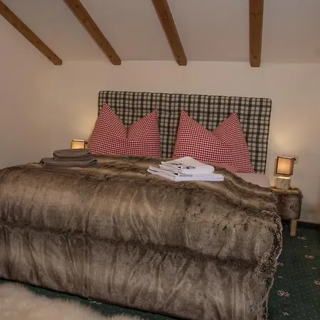 Aparthotel Landhaus Alpenjuwel 4*